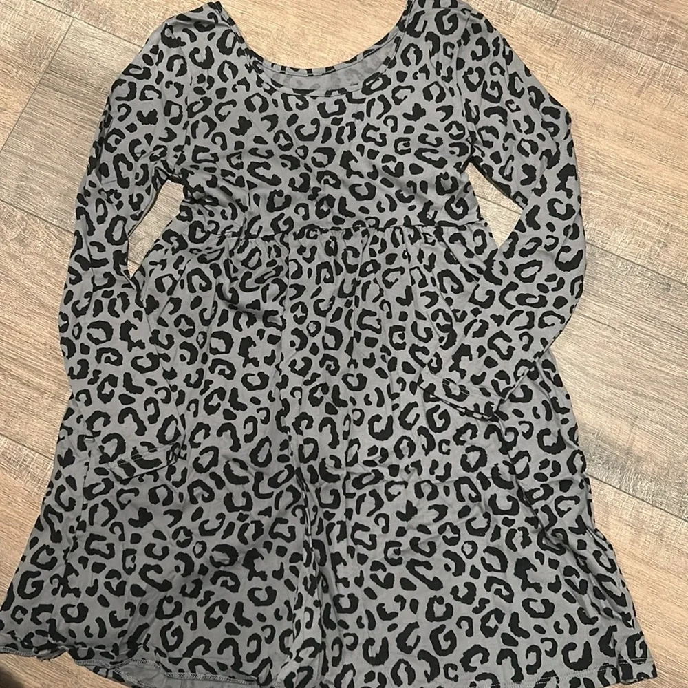 Old Navy M(8) Dresses